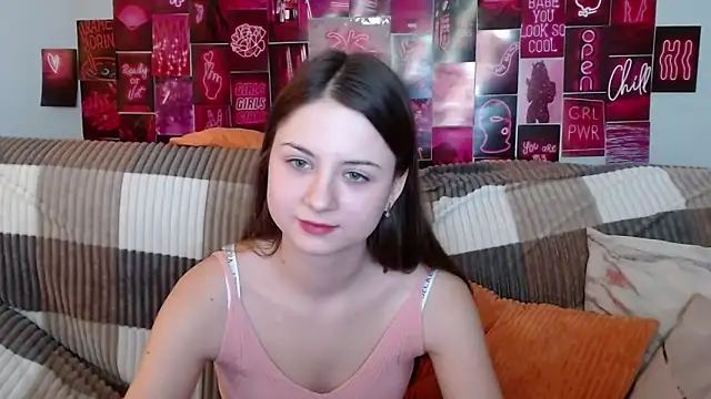 Snapshot of MilanaRoza chatting on January 25, 2025, 8:53 am MilanaRoza online show from January 25, 2025, 8:53 am