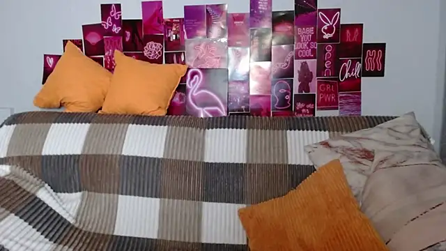 Snapshot of MilanaRoza chatting on January 27, 2025, 5:47 am MilanaRoza online show from January 27, 2025, 5:47 am