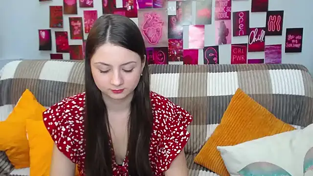 Snapshot of MilanaRoza chatting on March 10, 2025, 8:59 am MilanaRoza online show from March 10, 2025, 8:59 am