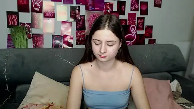 Snapshot of MilanaRoza chatting on October 11, 2025, 4:49 pm MilanaRoza online show from October 11, 2025, 4:49 pm