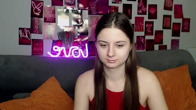 Snapshot of MilanaRoza chatting on December 4, 2025, 6:01 am MilanaRoza online show from December 4, 2025, 6:01 am