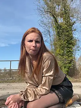 Snapshot of Redhairedteacher chatting on March 20, 2025, 2:21 pm Redhairedteacher online show from March 20, 2025, 2:21 pm