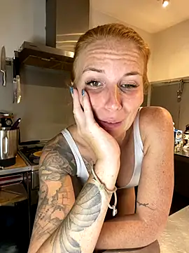 Snapshot of Redhairedteacher chatting on September 13, 2025, 9:03 pm Redhairedteacher online show from September 13, 2025, 9:03 pm