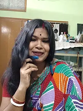 yoursweety09 online show from April 12, 2026, 7:46 am