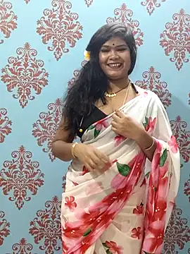 yoursweety09 online show from July 17, 2026, 2:34 pm