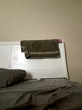 cumwatch3376 online show from November 3, 2025, 9:05 pm