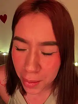 Im Valen Cute online show from March 23, 2025, 1:42 am