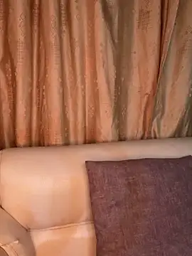 Im Valen Cute online show from March 27, 2026, 3:45 am