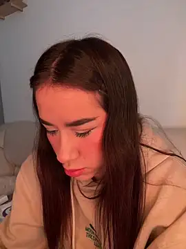 Im Valen Cute online show from June 7, 2026, 10:13 pm