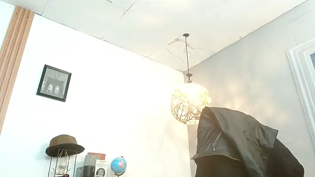 Reiko 85  online show from January 27, 2025, 11:00 pm