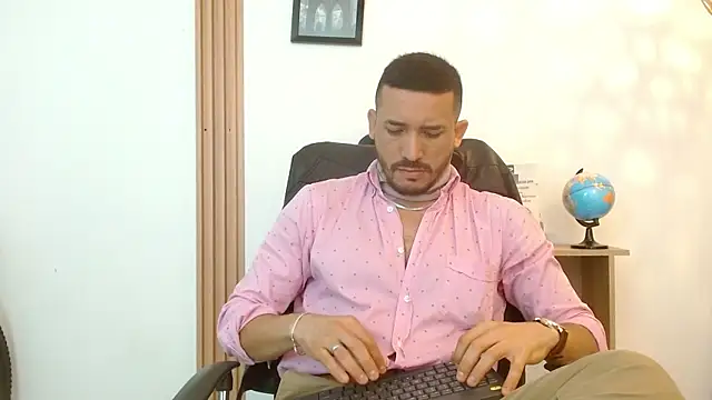 Reiko 85  online show from September 23, 2025, 2:20 pm