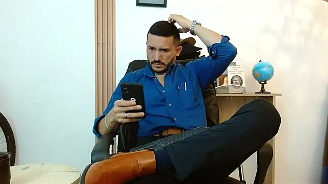 Reiko 85  online show from September 26, 2025, 2:32 pm