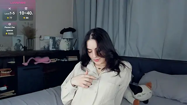 DracosMoon online show from November 21, 2025, 7:29 am