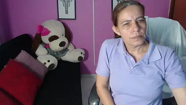 Milf karlye online show from October 18, 2025, 2:25 am