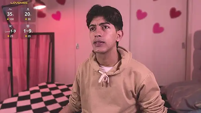 teobowny  online show from February 27, 2025, 3:05 pm