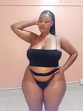 Luciouslips00 online show from April 26, 2026, 5:21 pm