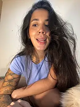 Snapshot of AndyFire69 chatting on February 4, 2025, 1:27 pm AndyFire69 online show from February 4, 2025, 1:27 pm