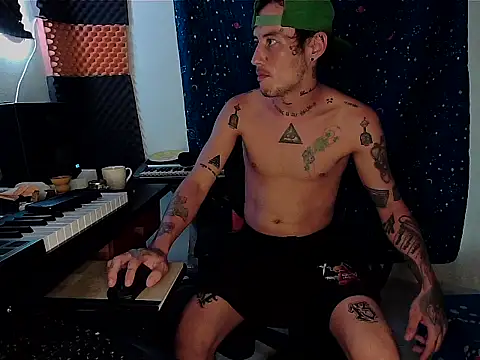 patrik tattoo  online show from March 2, 2025, 11:20 pm