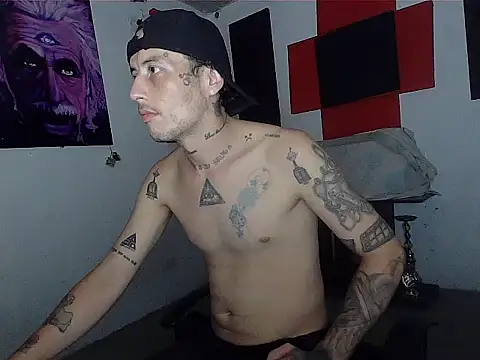 patrik tattoo  online show from May 29, 2026, 4:54 am