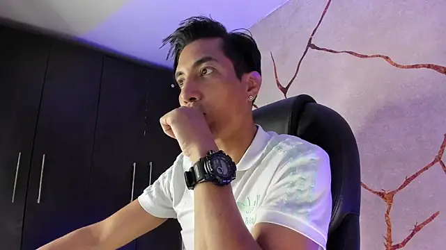 Snapshot of EdwardVlad chatting on December 5, 2024, 7:28 pm EdwardVlad online show from December 5, 2024, 7:28 pm