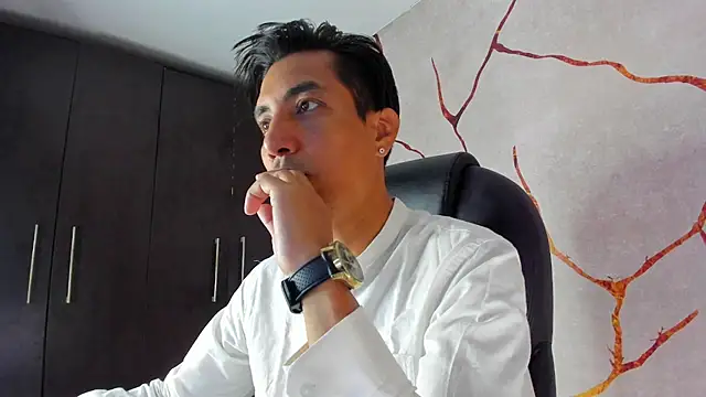 Snapshot of EdwardVlad chatting on December 9, 2024, 7:39 pm EdwardVlad online show from December 9, 2024, 7:39 pm