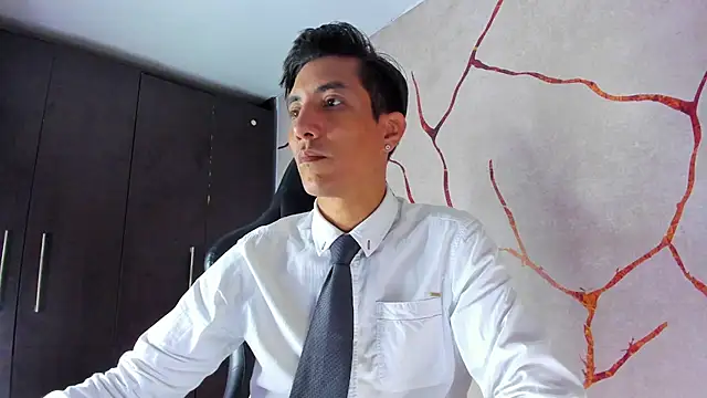 Snapshot of EdwardVlad chatting on December 11, 2024, 7:14 pm EdwardVlad online show from December 11, 2024, 7:14 pm