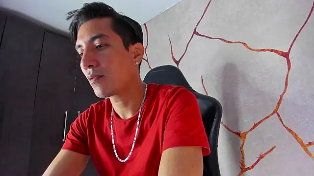 Snapshot of EdwardVlad chatting on December 12, 2024, 7:15 pm EdwardVlad online show from December 12, 2024, 7:15 pm