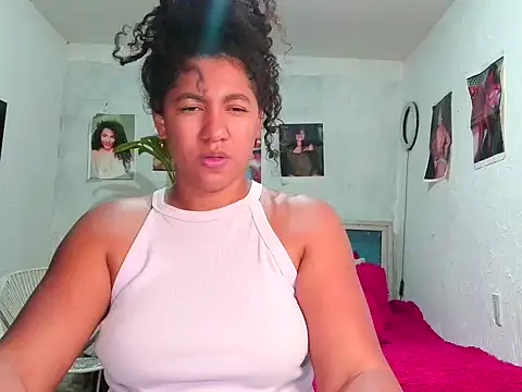 bellacrespalatina online show from April 17, 2026, 8:56 pm