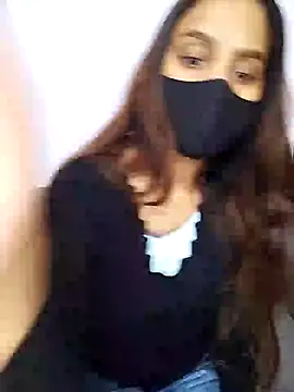 Snapshot of Surbhi_Ji chatting on December 18, 2024, 6:43 am Surbhi Ji online show from December 18, 2024, 6:43 am