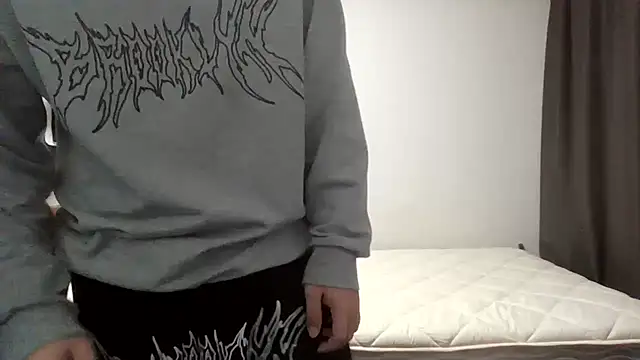 YU-KI00 online show from October 23, 2025, 1:43 pm