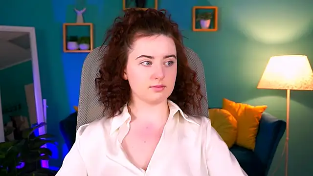 AnnTerry  online show from February 21, 2025, 1:44 pm