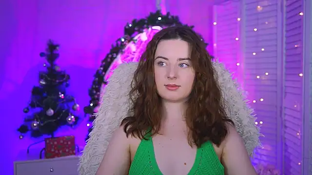 AnnTerry  online show from December 18, 2025, 8:42 am