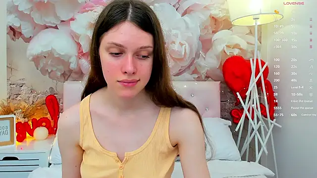 JaneBrowni online show from April 4, 2026, 12:24 pm