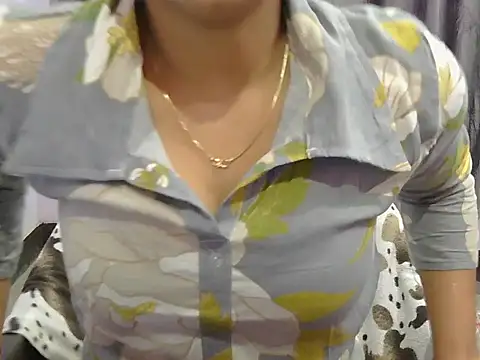 cutie-taara online show from March 3, 2025, 12:37 pm