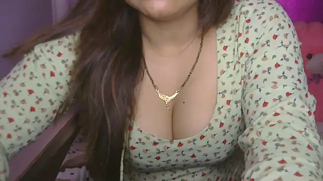 Snapshot of cutie-taara chatting on May 23, 2026, 4:07 am cutie-taara online show from May 23, 2026, 4:07 am