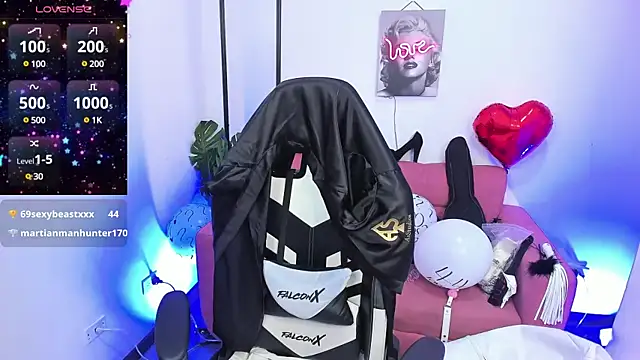 blackberrys  online show from February 17, 2025, 11:55 am