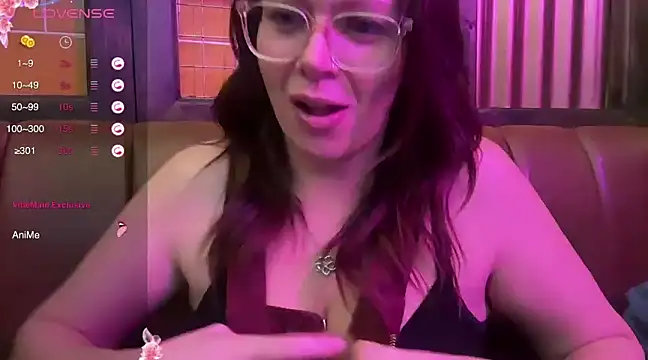 Snapshot of MelodyRoseUk chatting on December 7, 2024, 7:43 pm MelodyRoseUk online show from December 7, 2024, 7:43 pm