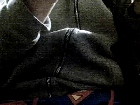 Snapshot of frank32love chatting on December 12, 2024, 11:18 am frank32love online show from December 12, 2024, 11:18 am