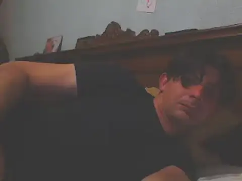 Snapshot of frank32love chatting on January 27, 2025, 5:47 am frank32love online show from January 27, 2025, 5:47 am