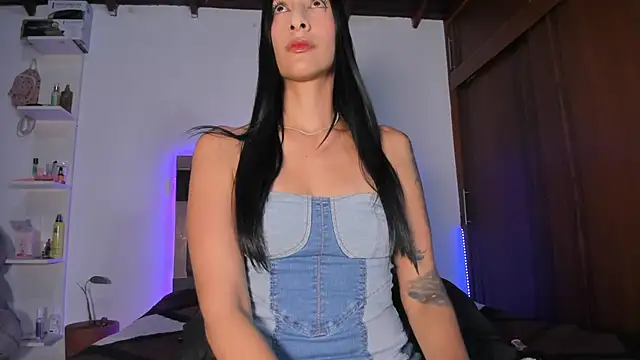 Carol M8 online show from October 6, 2025, 3:04 am