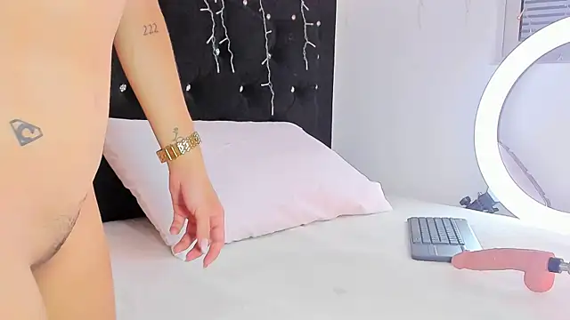 Annyy Ricee28 online show from March 10, 2026, 9:25 am