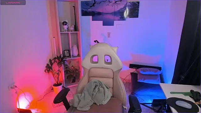 Snapshot of odelei chatting on November 5, 2025, 8:58 am odelei online show from November 5, 2025, 8:58 am