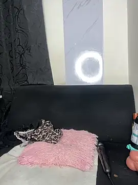 chiquimaturesexy online show from March 20, 2026, 9:30 pm