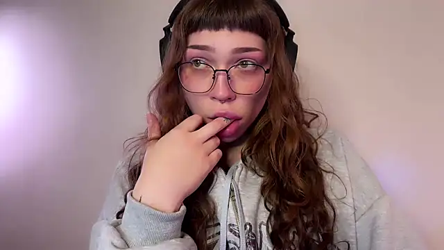 PaulaPratt online show from January 12, 2025, 4:29 pm