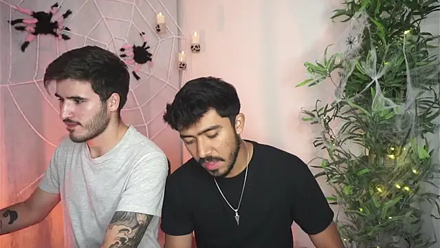 Tony Wylie online show from October 14, 2025, 11:27 pm