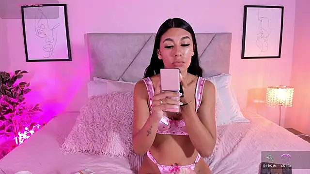 Emilyh  online show from March 31, 2026, 12:16 pm