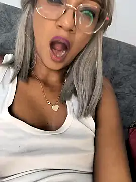 Amaliu  online show from January 26, 2025, 9:29 pm