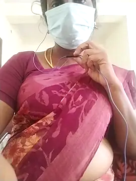 Snapshot of Preethytamilsexy chatting on May 15, 2026, 11:39 am Preethytamilsexy online show from May 15, 2026, 11:39 am