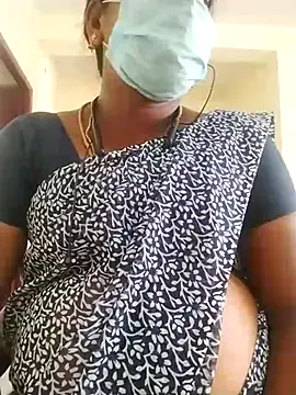 Snapshot of Preethytamilsexy chatting on July 13, 2026, 11:24 am Preethytamilsexy online show from July 13, 2026, 11:24 am