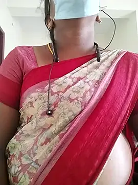 Snapshot of Preethytamilsexy chatting on July 17, 2026, 5:14 am Preethytamilsexy online show from July 17, 2026, 5:14 am